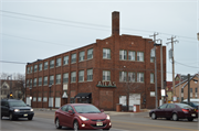 211 W NORTH AVE, a Twentieth Century Commercial warehouse, built in Milwaukee, Wisconsin in 1910.