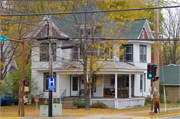 1047 E MAIN ST, a Queen Anne house, built in Reedsburg, Wisconsin in 1901.