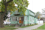 910 3RD ST 910 3RD ST, a Front Gabled house, built in Beloit, Wisconsin in 1900.
