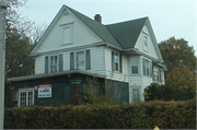 1003 PARK AVE 1003 PARK AVE, a Cross Gabled house, built in Beloit, Wisconsin in 1900.