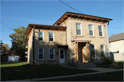 523 HIGHLAND AVE 523 HIGHLAND AVE, a Italianate house, built in Beloit, Wisconsin in 1860.