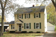 845 SHERWOOD DR NW 845 SHERWOOD DR NW, a Colonial Revival/Georgian Revival house, built in Beloit, Wisconsin in 1939.