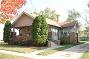 1239 WISCONSIN AVE, a Bungalow house, built in Beloit, Wisconsin in 1920.