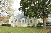 1655 PRAIRIE AVE, a Side Gabled house, built in Beloit, Wisconsin in 1940.