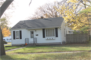 1554 HACKETT ST, a Ranch house, built in Beloit, Wisconsin in 1952.