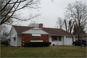 219 SUMMIT ST, a Ranch house, built in Portage, Wisconsin in 1950.