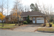 311 E LEXINGTON BLVD 311 E LEXINGTON BLVD, a Ranch house, built in Eau Claire, Wisconsin in 1954.