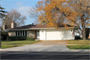 228 E HAMILTON AVE, a Ranch house, built in Eau Claire, Wisconsin in 1971.