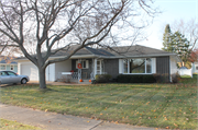 910 E FILLMORE AVE, a Ranch house, built in Eau Claire, Wisconsin in 1966.