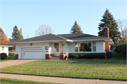 401 E TYLER AVE, a Ranch house, built in Eau Claire, Wisconsin in 1964.