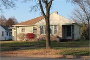 248 W MACARTHUR AVE 248 W MACARTHUR AVE, a Ranch house, built in Eau Claire, Wisconsin in 1952.
