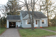 109 E POLK AVE, a Side Gabled house, built in Eau Claire, Wisconsin in 1947.