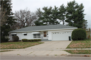 1714 REDWOOD DR, a Ranch house, built in Eau Claire, Wisconsin in 1971.