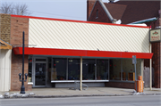 3306 WASHINGTON AVE, a Commercial Vernacular retail building, built in Racine, Wisconsin in 1937.