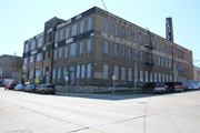 929 W BRUCE ST, a Commercial Vernacular industrial bldg/manufacturing facility, built in Milwaukee, Wisconsin in 1890.