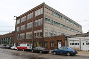 117 W WALKER ST, a Commercial Vernacular industrial building, built in Milwaukee, Wisconsin in 1915.