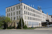 3108-3110 W MEINECKE AVE, a Commercial Vernacular industrial building, built in Milwaukee, Wisconsin in 1900.