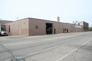  3760 N Holton St, a Astylistic Utilitarian Building industrial bldg/manufacturing facility, built in Milwaukee, Wisconsin in 1915.