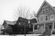 608-610 S INGERSOLL ST, a Queen Anne house, built in Madison, Wisconsin in 1906.