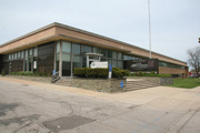 4037-4041 N Richards St, a Art/Streamline Moderne industrial bldg/manufacturing facility, built in Milwaukee, Wisconsin in 1965.