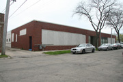 125 W Melvina St, a Art/Streamline Moderne industrial bldg/manufacturing facility, built in Milwaukee, Wisconsin in 1930.