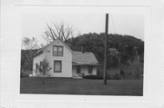 PORCUPINE RD, E SIDE, .2 M S OF COUNTY HIGHWAY S, a Gabled Ell house, built in Frankfort, Wisconsin in .