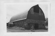 DIRT RD OF COUNTY HIGHWAY F, a Astylistic Utilitarian Building barn, built in Sand Lake, Wisconsin in 1946.
