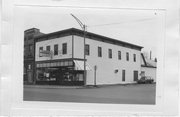 441 CENTRAL AVE, a Commercial Vernacular large retail building, built in Florence, Wisconsin in .