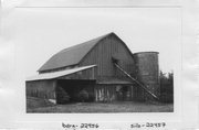 END OF ROACH RD, a Astylistic Utilitarian Building barn, built in Commonwealth, Wisconsin in 1920.