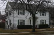 404 MELVIN AVE, a Colonial Revival/Georgian Revival house, built in Racine, Wisconsin in 1936.