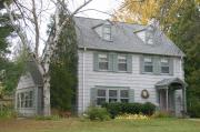 1312 FAIRVIEW AVE, a Colonial Revival/Georgian Revival house, built in South Milwaukee, Wisconsin in 1925.