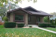 708 LAKE DR, a Bungalow house, built in South Milwaukee, Wisconsin in 1930.