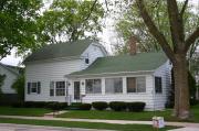 909 MINNESOTA ST, a Colonial Revival/Georgian Revival house, built in Oshkosh, Wisconsin in 1910.