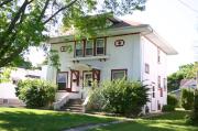 331 W 15TH AVE, a Prairie School house, built in Oshkosh, Wisconsin in 1916.