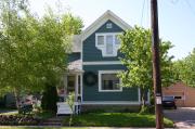 417 W 14TH AVE, a Gabled Ell house, built in Oshkosh, Wisconsin in 1900.