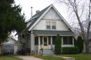 1518 N MAIN ST, a Front Gabled house, built in Oshkosh, Wisconsin in 1910.