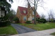 1103 E PARKWAY AVE 1103 E PARKWAY AVE, a English Revival Styles house, built in Oshkosh, Wisconsin in 1936.