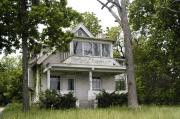 325 E COLLEGE AVENUE, a Craftsman house, built in Oak Creek, Wisconsin in 1901.