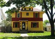 408 N MAPLE AVE 408 N MAPLE AVE, a American Foursquare house, built in Green Bay, Wisconsin in 1910.
