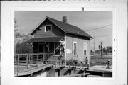 DE PERE LOCK AND DAM DE PERE LOCK AND DAM, a Front Gabled house, built in De Pere, Wisconsin in .