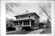 515 N SUPERIOR ST, a American Foursquare house, built in De Pere, Wisconsin in 1925.