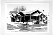 838 10TH AVE, a Bungalow house, built in Green Bay, Wisconsin in 1924.
