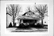 325 12TH AVE, a Bungalow house, built in Green Bay, Wisconsin in .