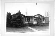 135-141 ANTOINETTE ST, a Craftsman apartment/condominium, built in Green Bay, Wisconsin in 1926.