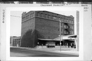 156-162 N BROADWAY [200-216 N BROADWAY (HAER FORM)], a Twentieth Century Commercial dairy processing facility, built in Green Bay, Wisconsin in 1917.