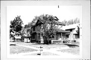 903 N BROADWAY 903 N BROADWAY, a American Foursquare house, built in Green Bay, Wisconsin in 1909.