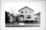 831 ELMORE ST, a Front Gabled house, built in Green Bay, Wisconsin in 1890.