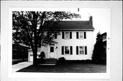 153 FRANCIS AVE, a Colonial Revival/Georgian Revival house, built in Green Bay, Wisconsin in 1934.