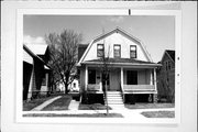 818 HOWARD ST 818 HOWARD ST, a Dutch Colonial Revival house, built in Green Bay, Wisconsin in .