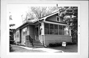 723 JAMES ST 723 JAMES ST, a Bungalow house, built in Green Bay, Wisconsin in 1915.
